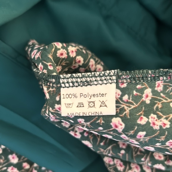 SMX Boho Floral Green Smocked 3/4 Ruffle Layered Hem Midi Dress Size 3X - Picture 8 of 8